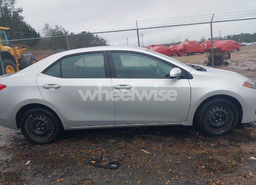 Photo 13 of 2019 Toyota Corolla LE (VIN 2T1BURHE0KC181014)