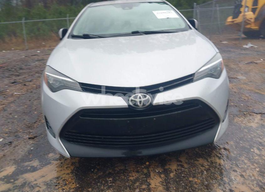 Photo 6 of 2019 Toyota Corolla LE (VIN 2T1BURHE0KC181014)