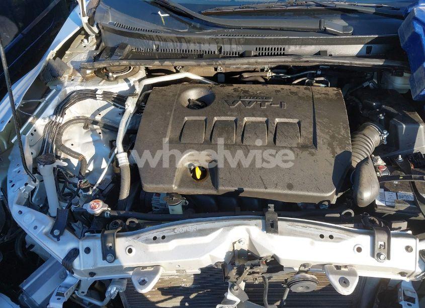 Photo 10 of 2019 Toyota Corolla LE (VIN 2T1BURHE0KC187315)