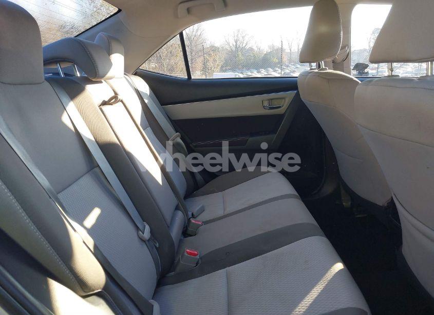 Photo 8 of 2019 Toyota Corolla LE (VIN 2T1BURHE0KC187315)