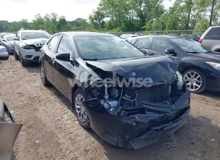 2019 Toyota Corolla LE (VIN 2T1BURHE0KC187508) main photo