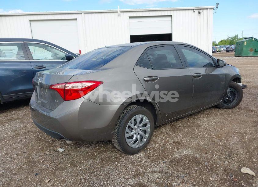 Photo 4 of 2019 Toyota Corolla LE (VIN 2T1BURHE0KC189520)