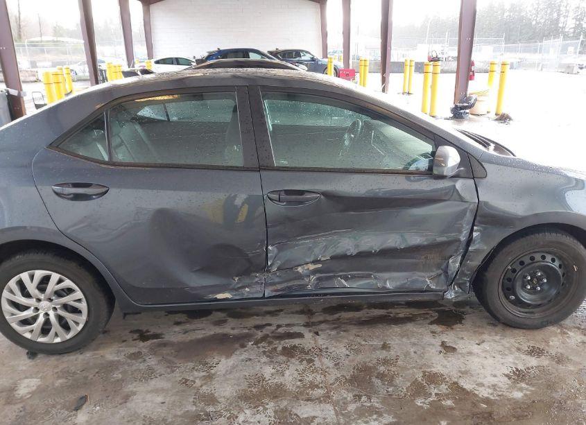 Photo 6 of 2019 Toyota Corolla LE (VIN 2T1BURHE0KC194829)