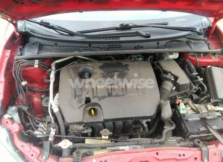 Photo 10 of 2019 Toyota Corolla LE (VIN 2T1BURHE0KC212830)