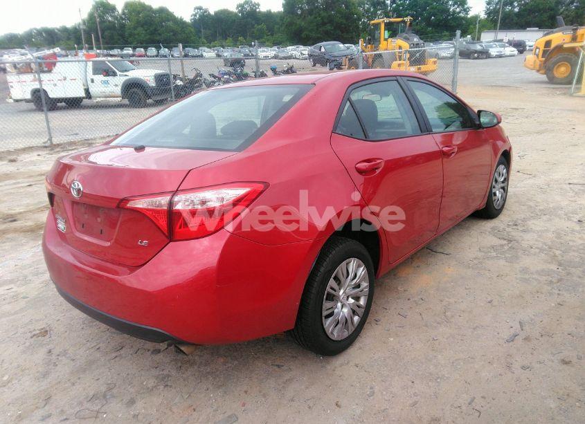 Photo 4 of 2019 Toyota Corolla LE (VIN 2T1BURHE0KC212830)