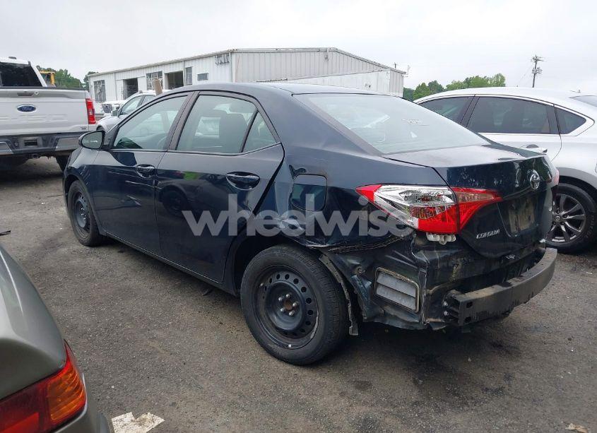 Photo 3 of 2019 Toyota Corolla LE (VIN 2T1BURHE0KC217106)