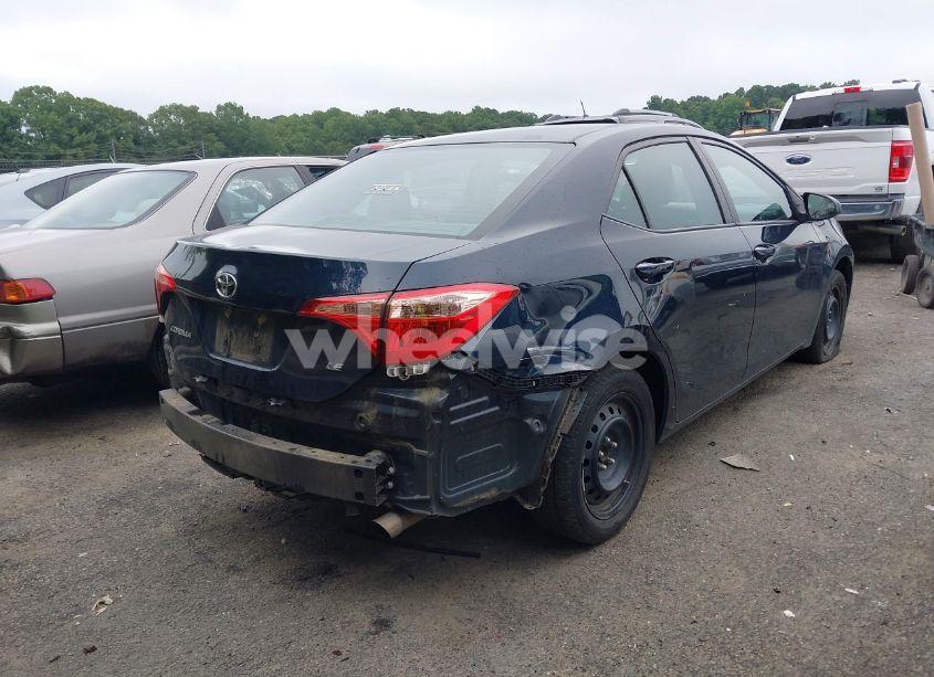 Photo 4 of 2019 Toyota Corolla LE (VIN 2T1BURHE0KC217106)