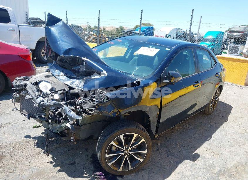 Photo 2 of 2019 Toyota Corolla SE (VIN 2T1BURHE0KC222385)