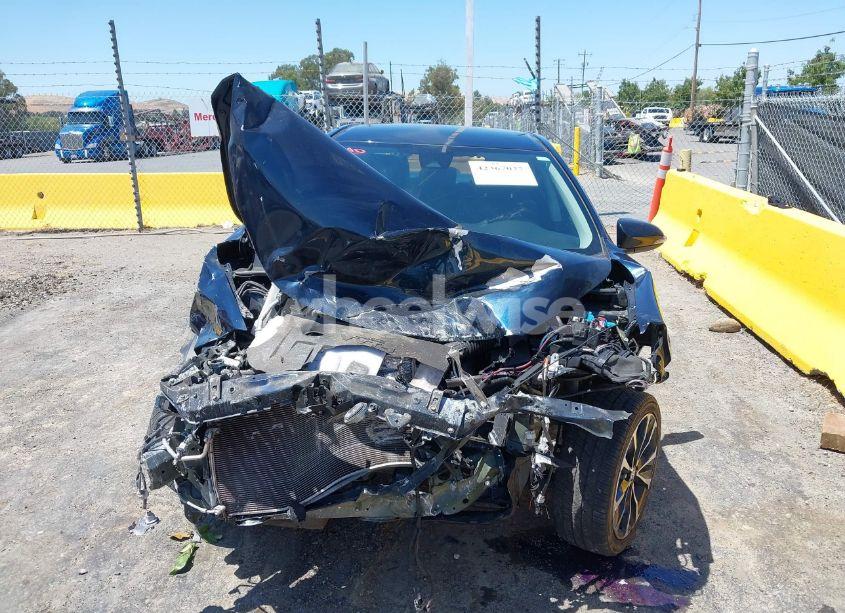 Photo 6 of 2019 Toyota Corolla SE (VIN 2T1BURHE0KC222385)