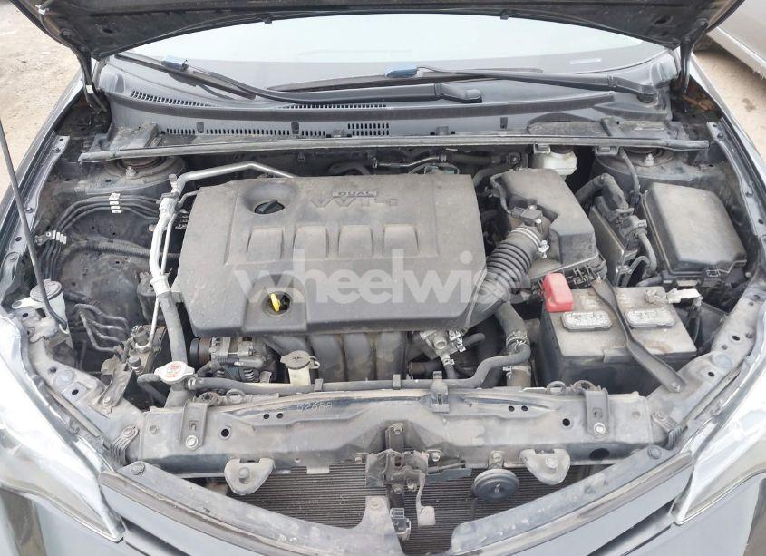 Photo 10 of 2019 Toyota Corolla SE (VIN 2T1BURHE0KC224458)