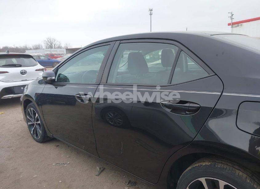 Photo 14 of 2019 Toyota Corolla SE (VIN 2T1BURHE0KC224458)