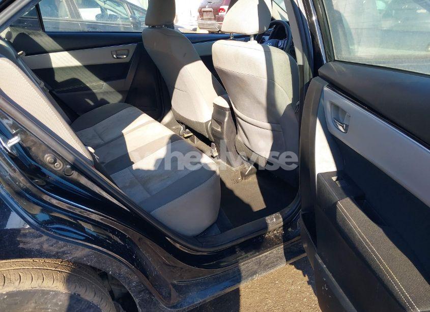 Photo 8 of 2019 Toyota Corolla LE (VIN 2T1BURHE0KC224847)