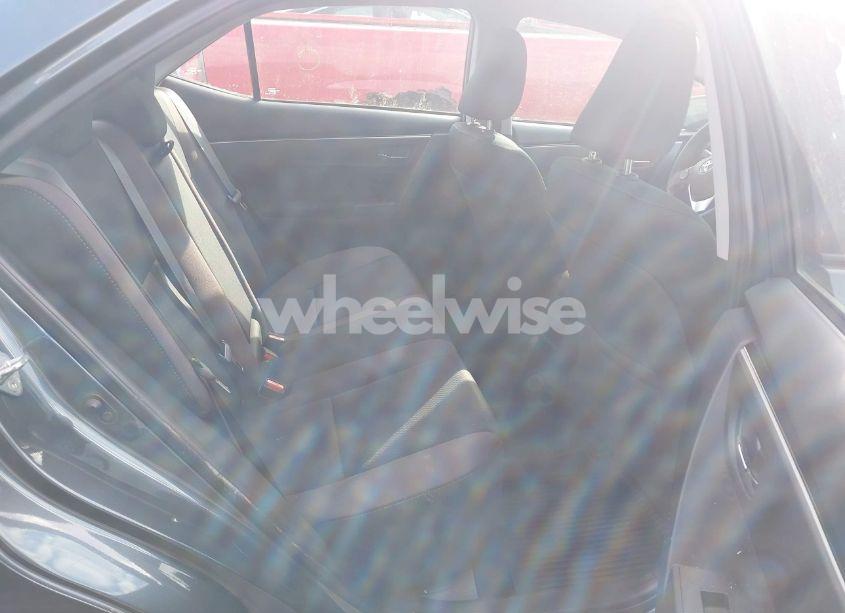 Photo 8 of 2019 Toyota Corolla LE (VIN 2T1BURHE0KC246864)