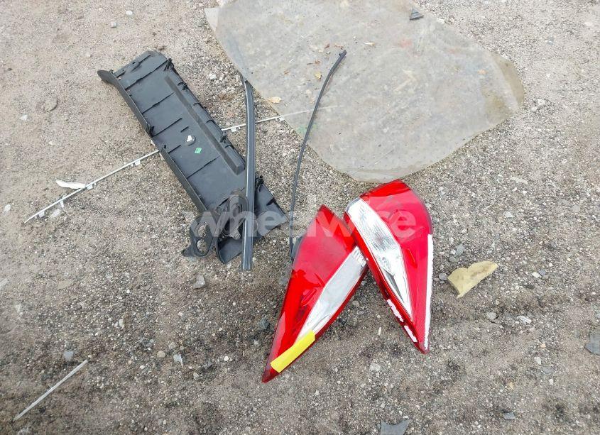 Photo 12 of 2014 Toyota Corolla LE (VIN 2T1BURHE1EC018571)