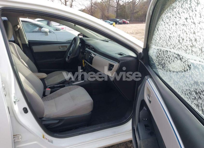 Photo 5 of 2014 Toyota Corolla LE (VIN 2T1BURHE1EC018571)