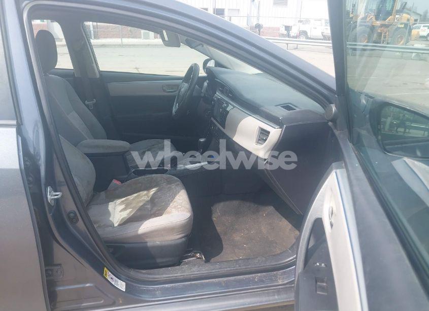 Photo 5 of 2014 Toyota Corolla LE (VIN 2T1BURHE1EC023902)