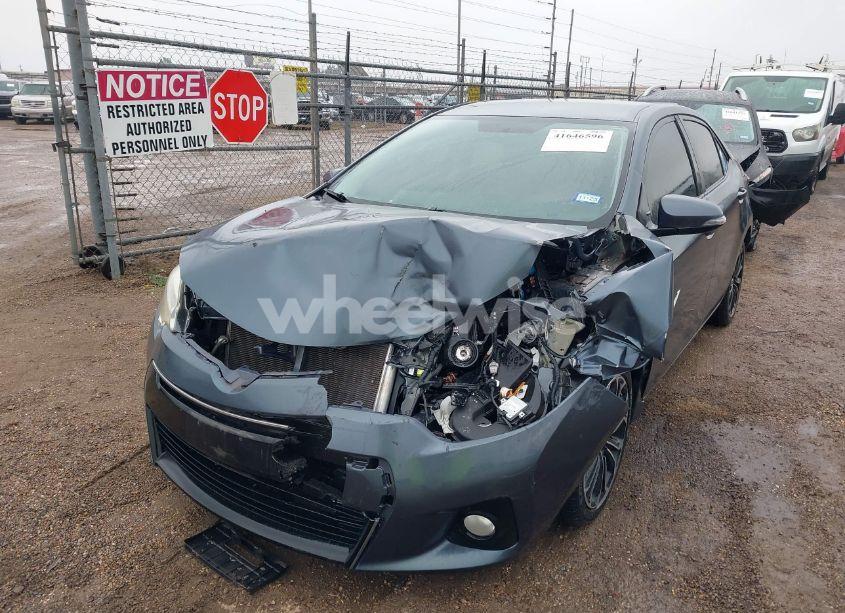 Photo 2 of 2014 Toyota Corolla S PLUS (VIN 2T1BURHE1EC025942)