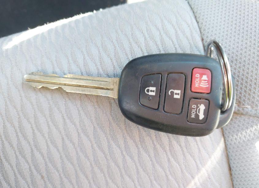 Photo 11 of 2014 Toyota Corolla LE (VIN 2T1BURHE1EC048427)