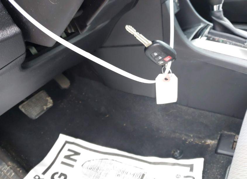 Photo 11 of 2014 Toyota Corolla LE (VIN 2T1BURHE1EC113728)