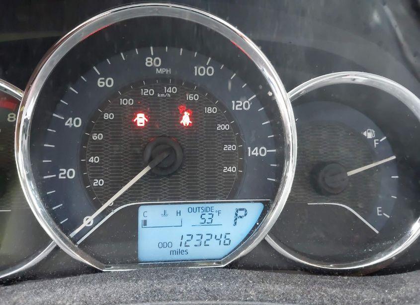 Photo 15 of 2014 Toyota Corolla LE (VIN 2T1BURHE1EC113728)