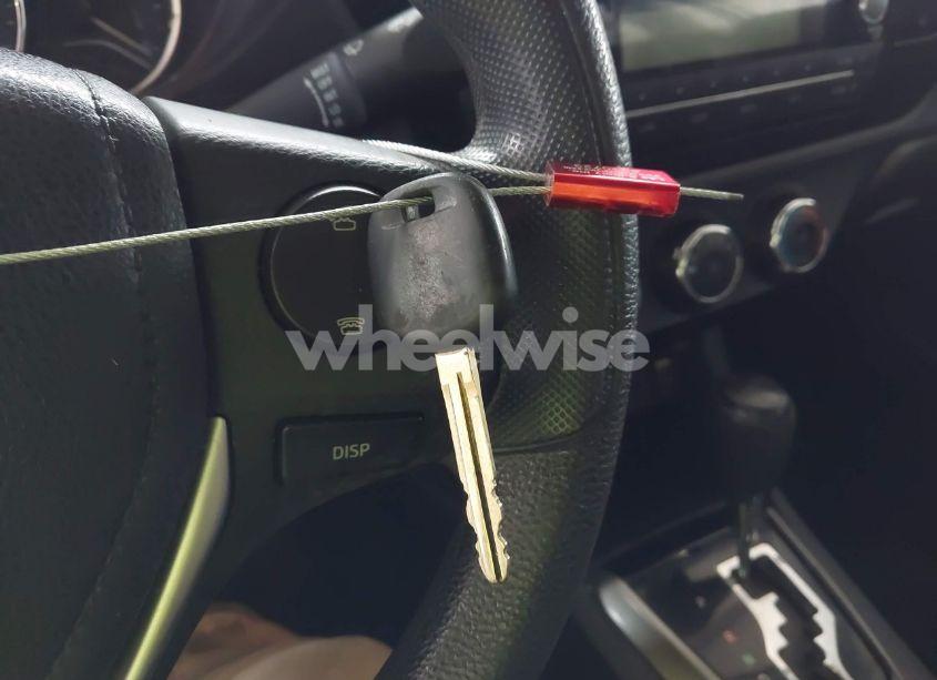 Photo 11 of 2014 Toyota Corolla L (VIN 2T1BURHE1EC126060)