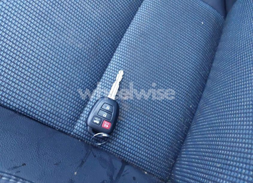 Photo 11 of 2014 Toyota Corolla S PLUS (VIN 2T1BURHE1EC130819)