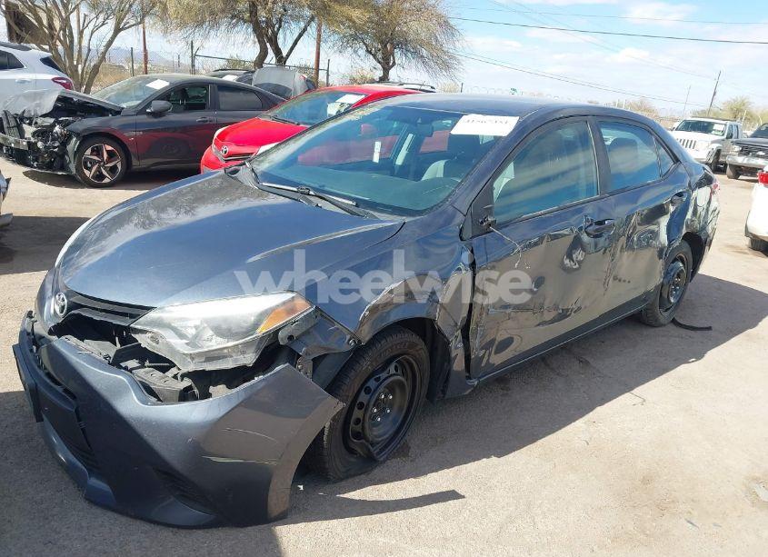 Photo 2 of 2014 Toyota Corolla LE (VIN 2T1BURHE1EC138208)
