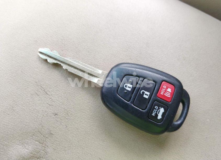 Photo 11 of 2014 Toyota Corolla LE (VIN 2T1BURHE1EC143747)