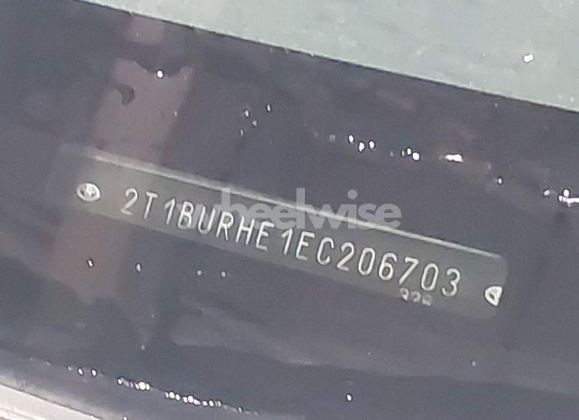 Photo 9 of 2014 Toyota Corolla LE (VIN 2T1BURHE1EC206703)