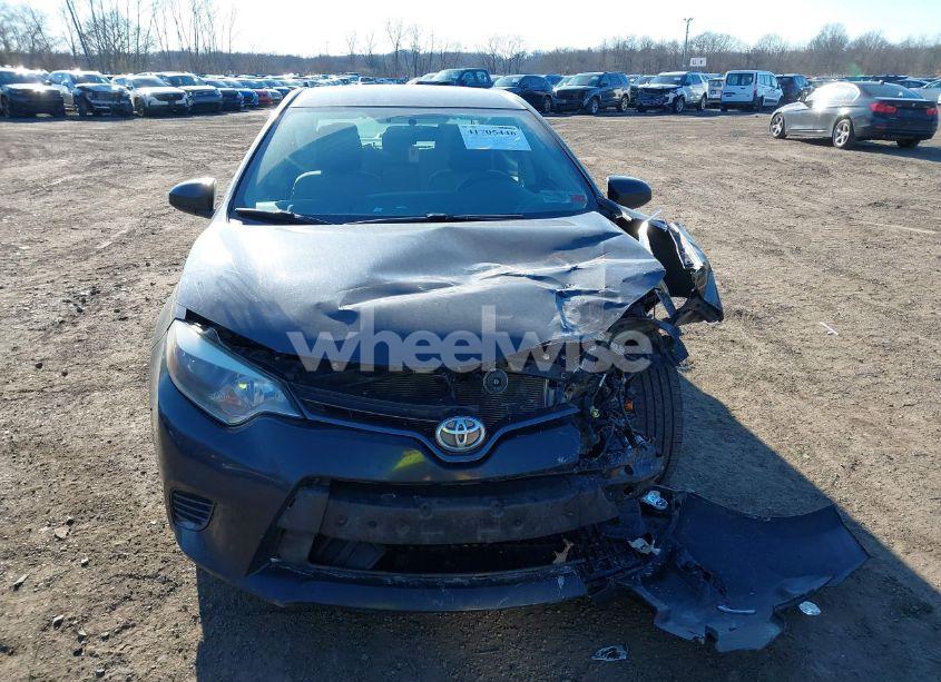 Photo 12 of 2015 Toyota Corolla LE (VIN 2T1BURHE1FC234504)