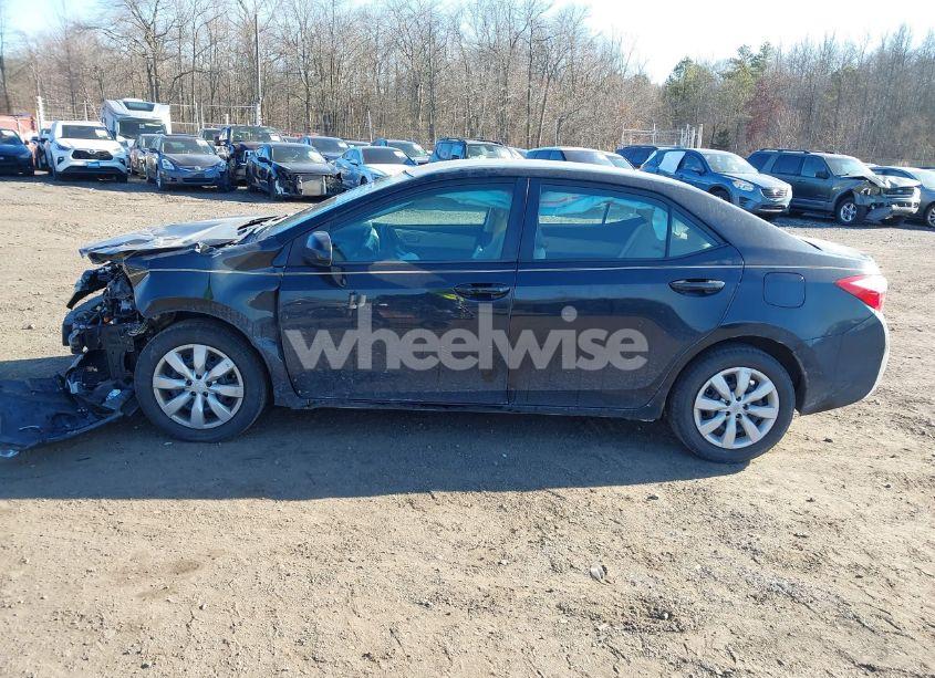 Photo 14 of 2015 Toyota Corolla LE (VIN 2T1BURHE1FC234504)