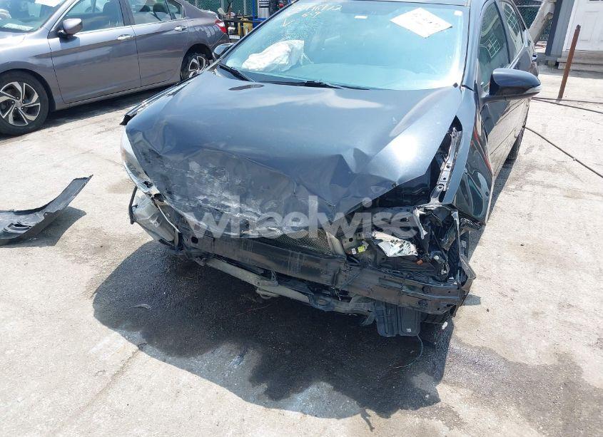 Photo 6 of 2015 Toyota Corolla S PLUS (VIN 2T1BURHE1FC237161)