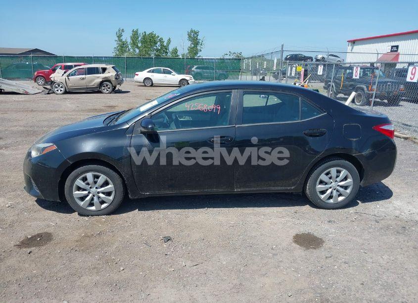 Photo 14 of 2015 Toyota Corolla LE (VIN 2T1BURHE1FC245888)