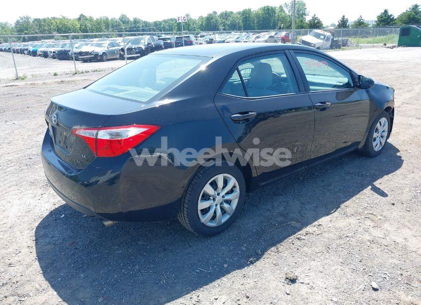 Photo 4 of 2015 Toyota Corolla LE (VIN 2T1BURHE1FC245888)