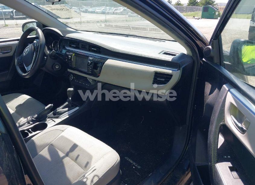 Photo 5 of 2015 Toyota Corolla LE (VIN 2T1BURHE1FC245888)