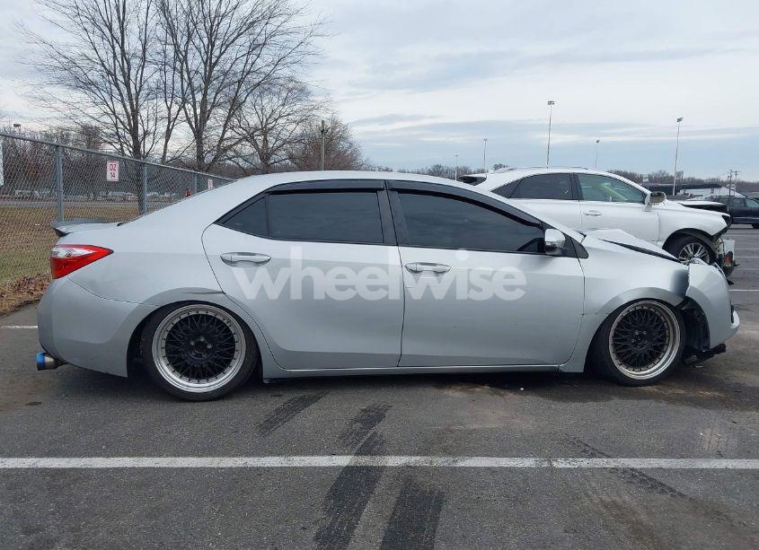 Photo 13 of 2015 Toyota Corolla S PLUS (VIN 2T1BURHE1FC262500)