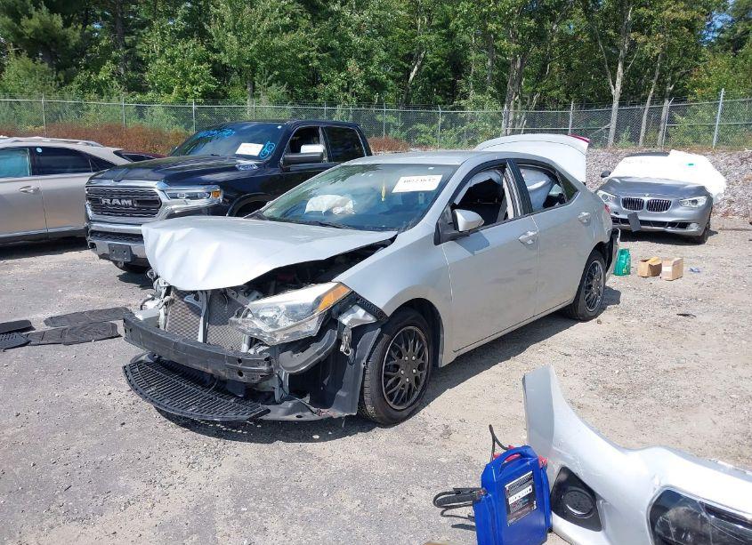 Photo 2 of 2015 Toyota Corolla S (VIN 2T1BURHE1FC266675)