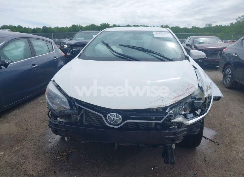 Photo 13 of 2015 Toyota Corolla LE (VIN 2T1BURHE1FC272928)