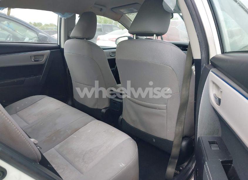 Photo 8 of 2015 Toyota Corolla LE (VIN 2T1BURHE1FC272928)