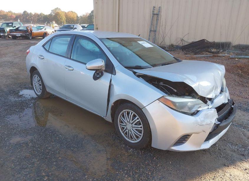 2015 Toyota Corolla LE (VIN 2T1BURHE1FC276297) main photo