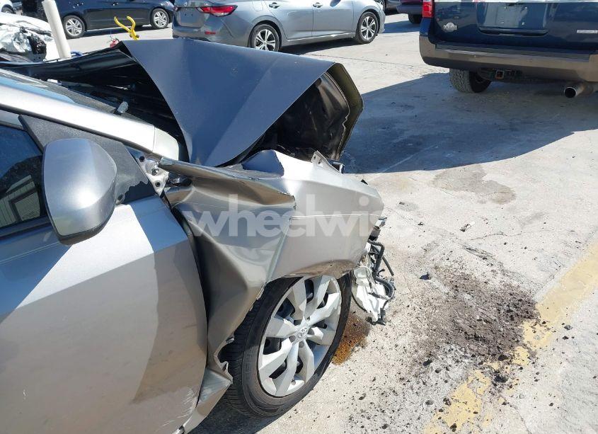 Photo 6 of 2015 Toyota Corolla LE (VIN 2T1BURHE1FC300291)