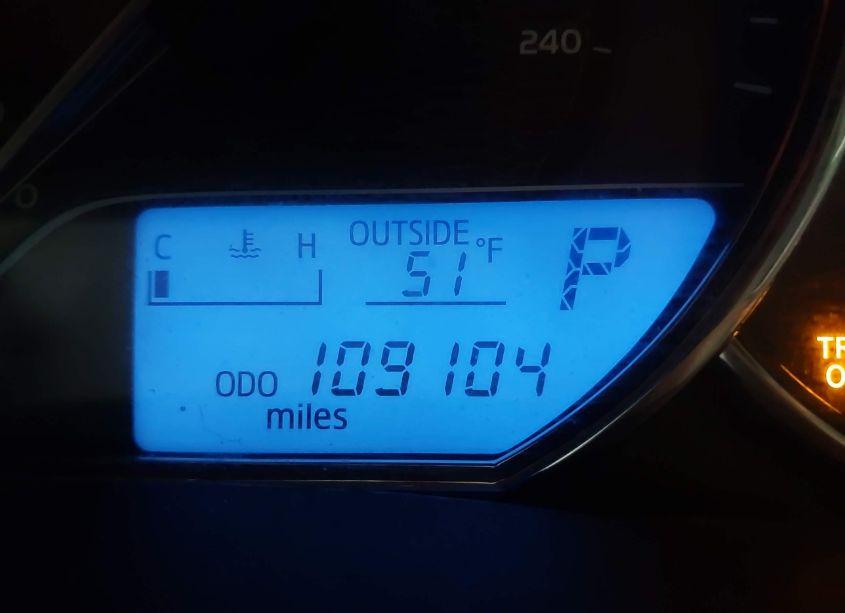 Photo 15 of 2015 Toyota Corolla L (VIN 2T1BURHE1FC312814)