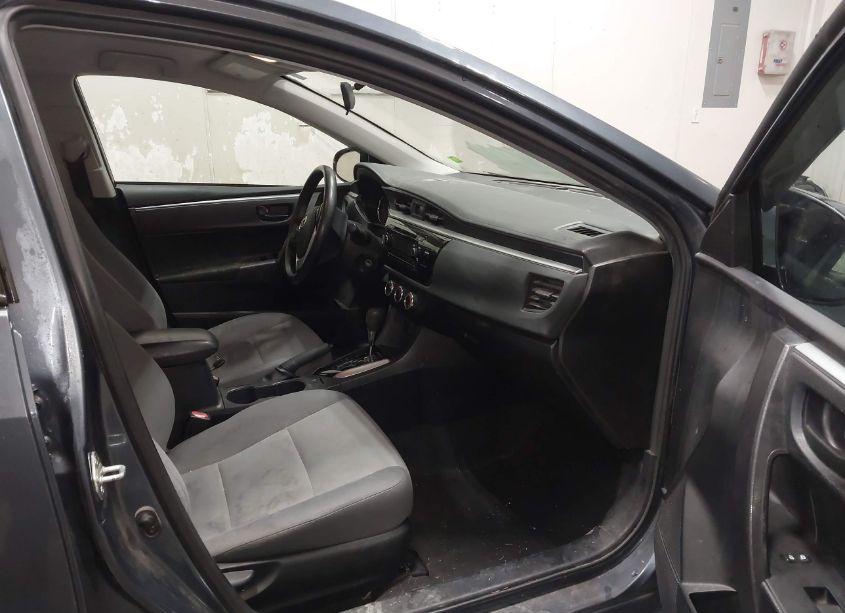 Photo 5 of 2015 Toyota Corolla L (VIN 2T1BURHE1FC312814)