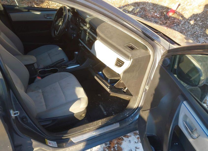 Photo 5 of 2015 Toyota Corolla LE (VIN 2T1BURHE1FC314370)