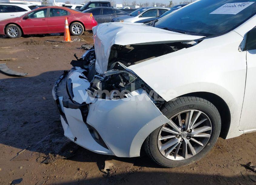 Photo 6 of 2015 Toyota Corolla LE PLUS (VIN 2T1BURHE1FC316975)