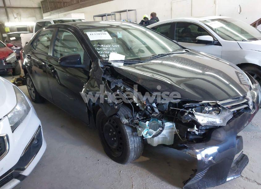 Photo 13 of 2015 Toyota Corolla LE (VIN 2T1BURHE1FC323697)