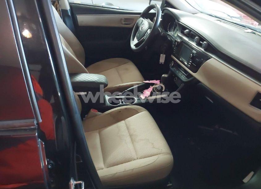 Photo 5 of 2015 Toyota Corolla LE (VIN 2T1BURHE1FC323697)