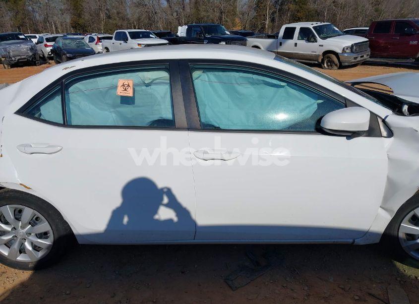 Photo 12 of 2015 Toyota Corolla LE (VIN 2T1BURHE1FC324543)