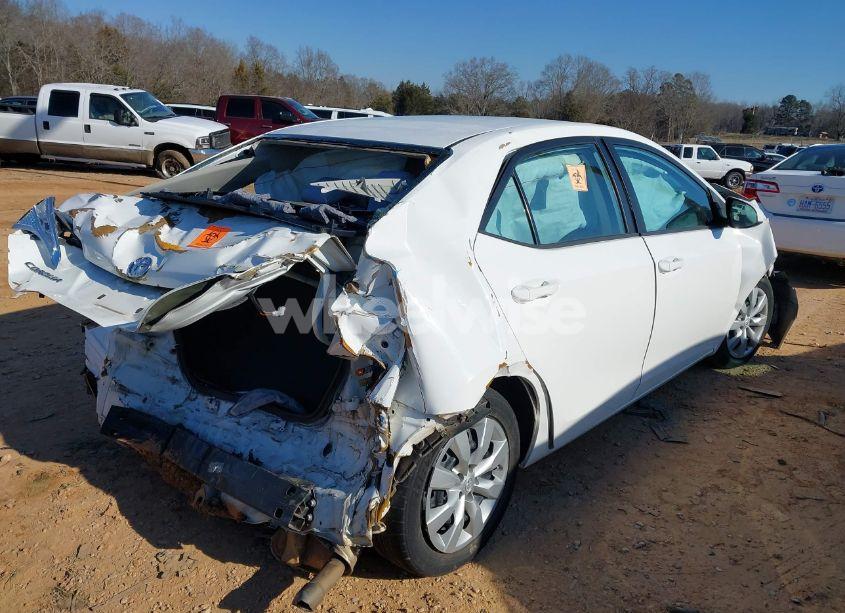 Photo 4 of 2015 Toyota Corolla LE (VIN 2T1BURHE1FC324543)