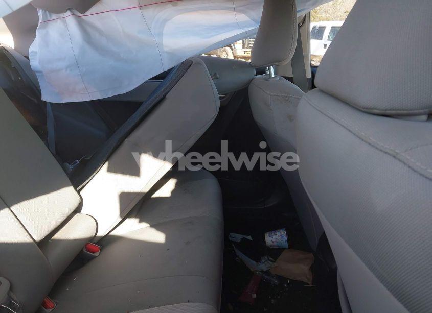 Photo 8 of 2015 Toyota Corolla LE (VIN 2T1BURHE1FC324543)